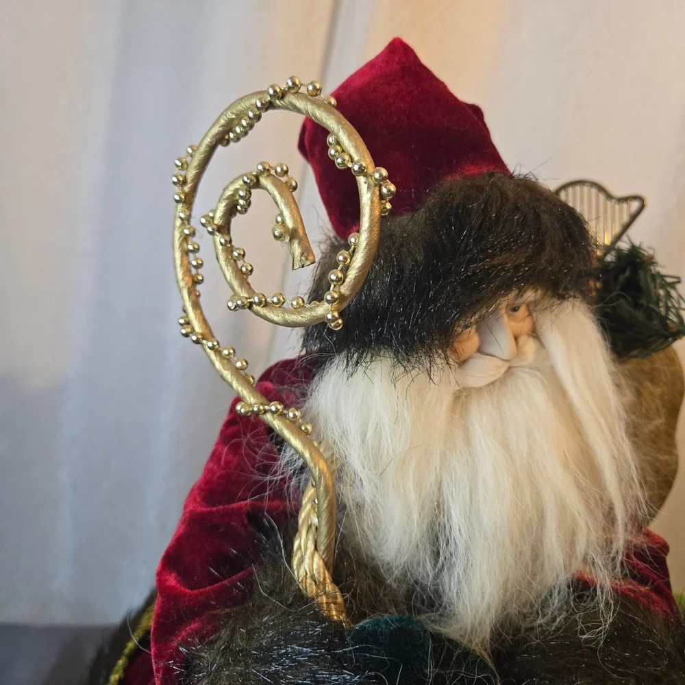 Old‎ World Santa Christmas 18